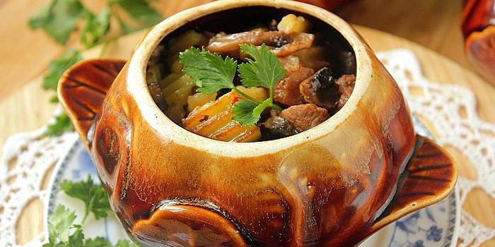 Cắt tỉa trong chậu
