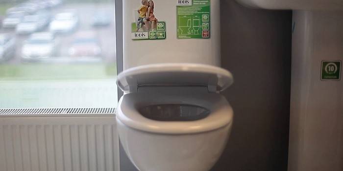 IDDIS universal toiletlåg med Soft Close