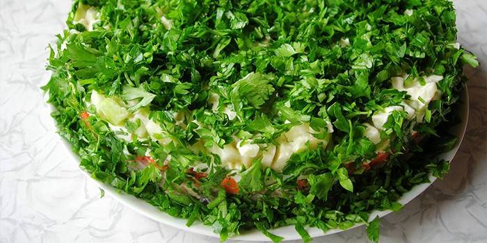 Bir tepside puf salatası