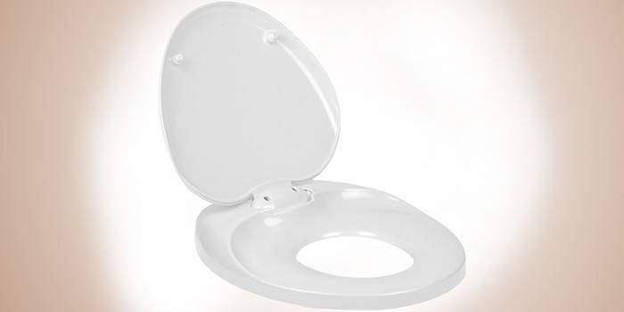 Toilet låg med Family PS mikro-lift