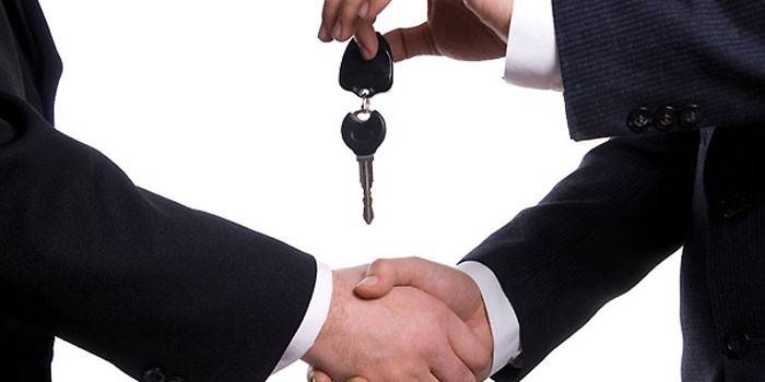Cái bắt tay nam và chìa khóa