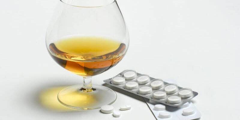 Alfuprostas ir alkoholis