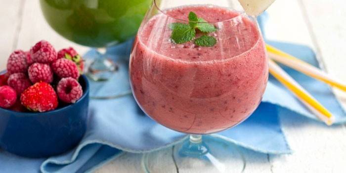 Batido De Leche De Fresa