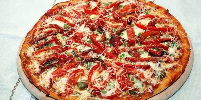 Speziato con pomodori e peperoncino