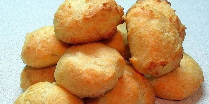 פרופיטרולות גבינה