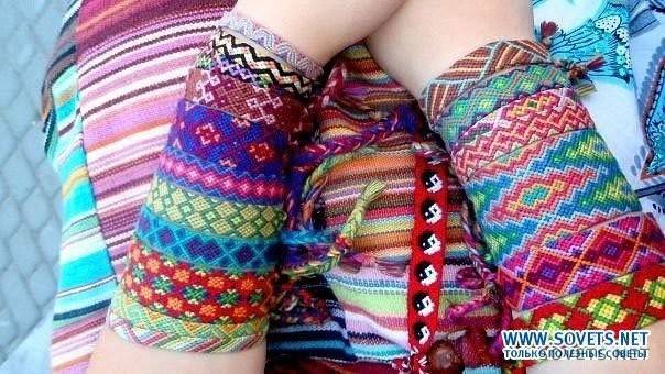 หญิงสาวในกำไล Macrame
