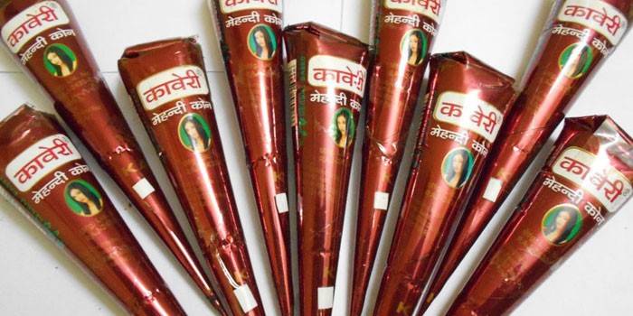 Kaveri mehendi con