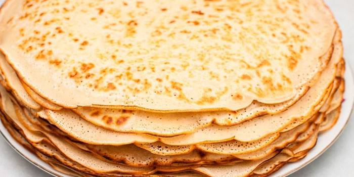 الفطائر المخرمة مع الخميرة