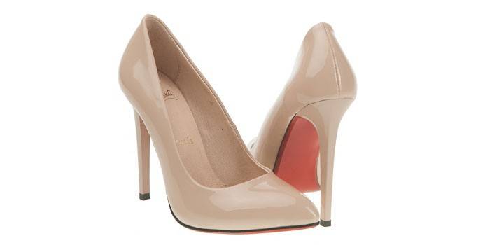 Tekneler Christian Louboutin