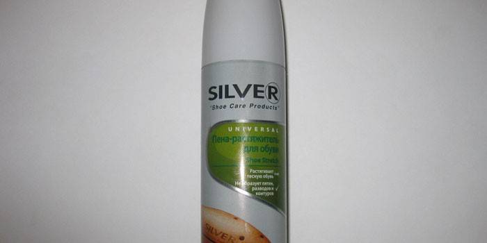Civière de chaussure en mousse d'argent