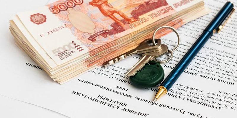 Bankjegyek, kulcsok és szerződés