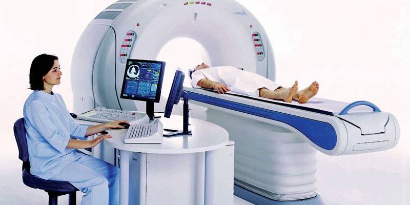 Asmeniui atliekama kompiuterinė tomografija