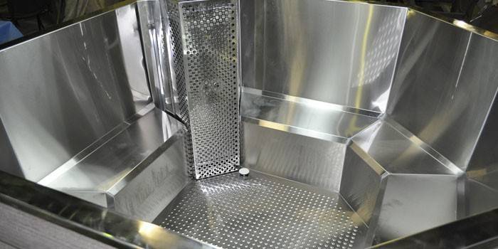 Fonte per un bagno da un acciaio inossidabile
