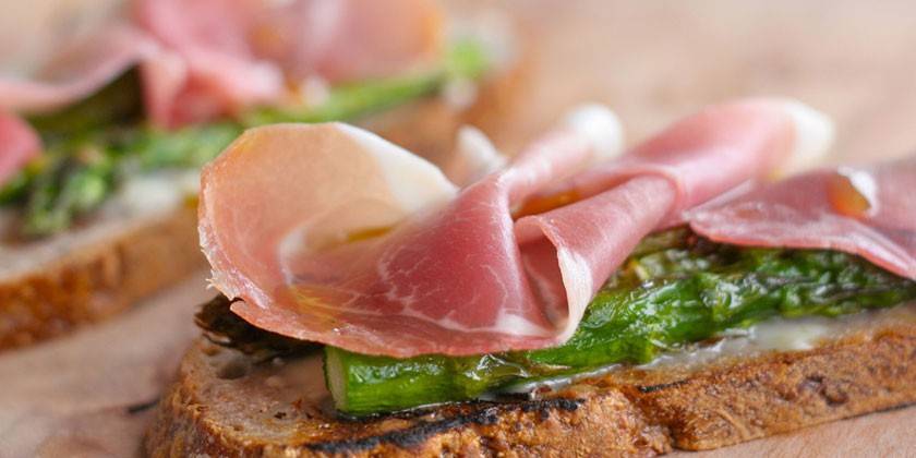 Con la adición de jamón