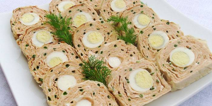 Porções com ovos de codorna