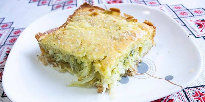 Želé koláč so kapustou na kefíri a majonézou