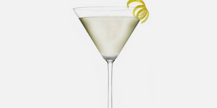 Avec martini et champagne